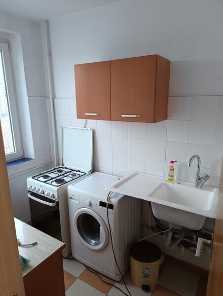 Drumul Taberei, Favorit Metrou, Clinica Medlife, garsoniera cf. 1,